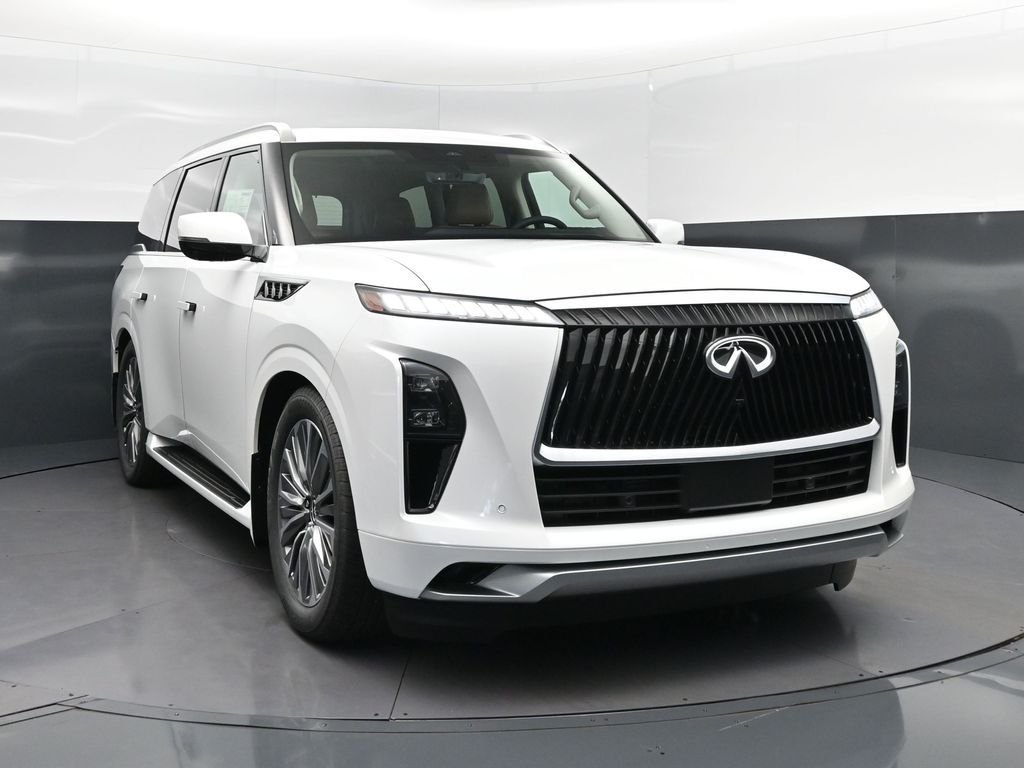 New 2026 RADIANT WHITE INFINITI Luxe 2WD image 9