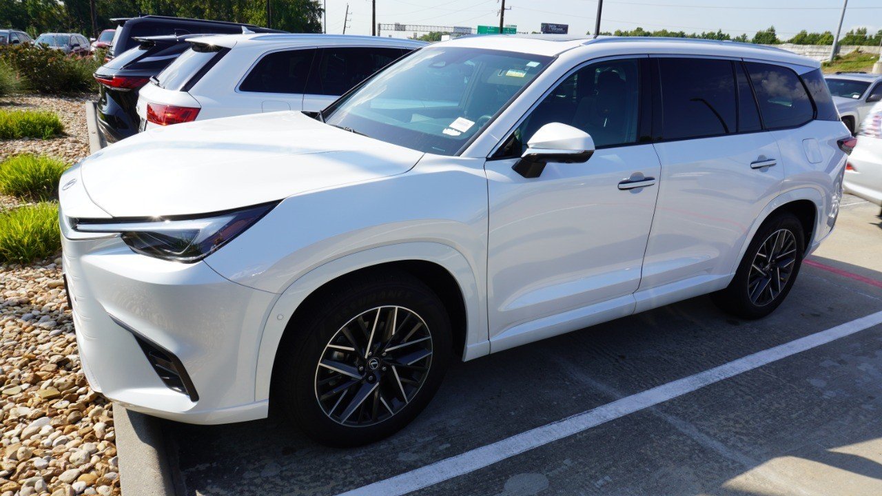 Certified Used 2025 White Lexus TX 350 Premium image 5