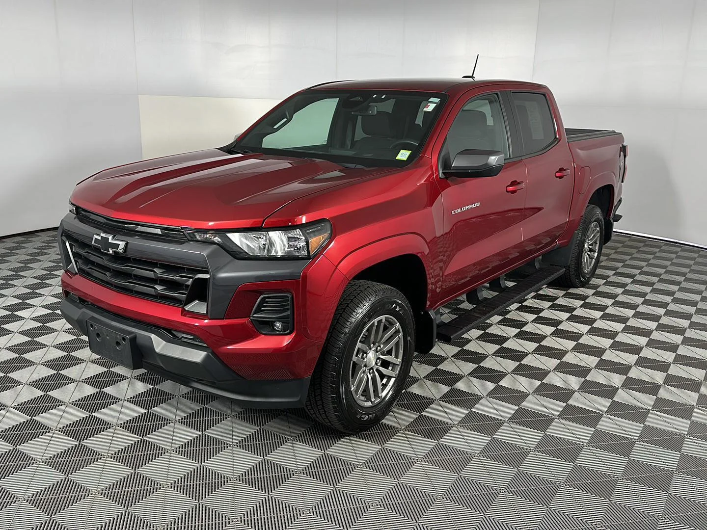 Used 2023 Radiant Red Tintcoat Chevrolet 4WD LT image 13
