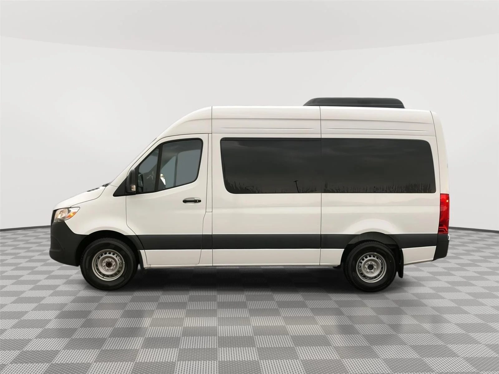 New 2024 Arctic White Mercedes-Benz  image 6