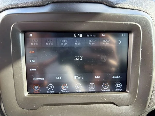 Used 2021 White Jeep Latitude image 18