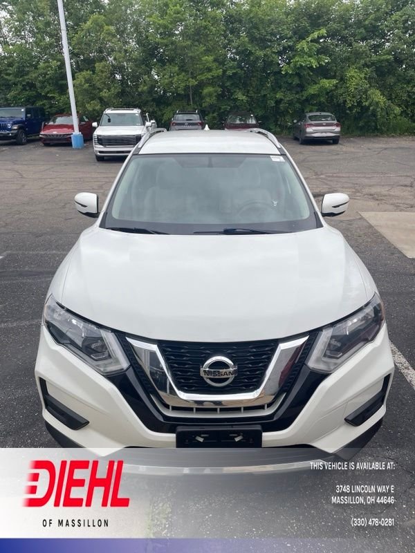 Used 2017 White Nissan SV image 1