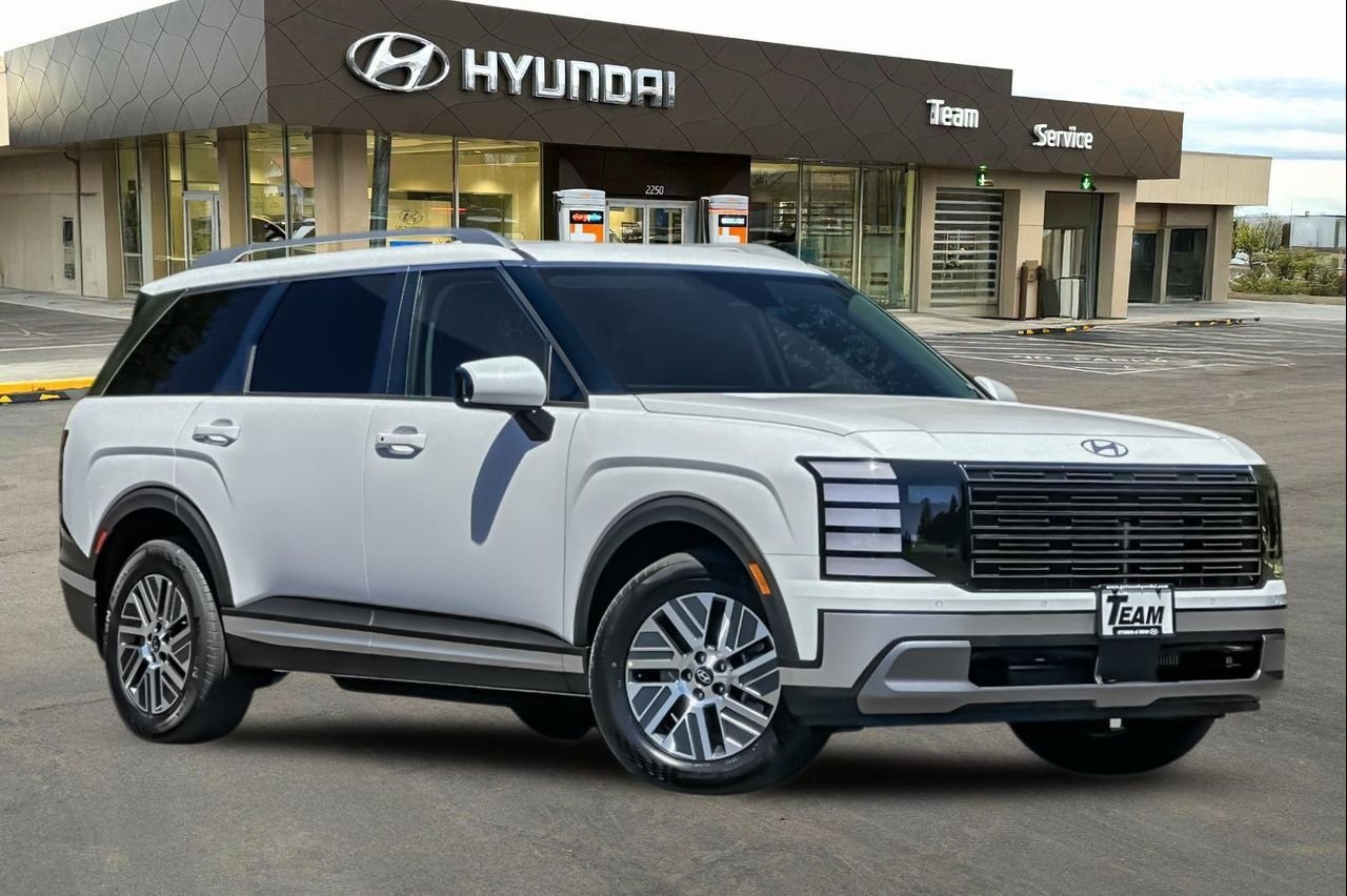 New 2026 White Hyundai SEL 8P image 2