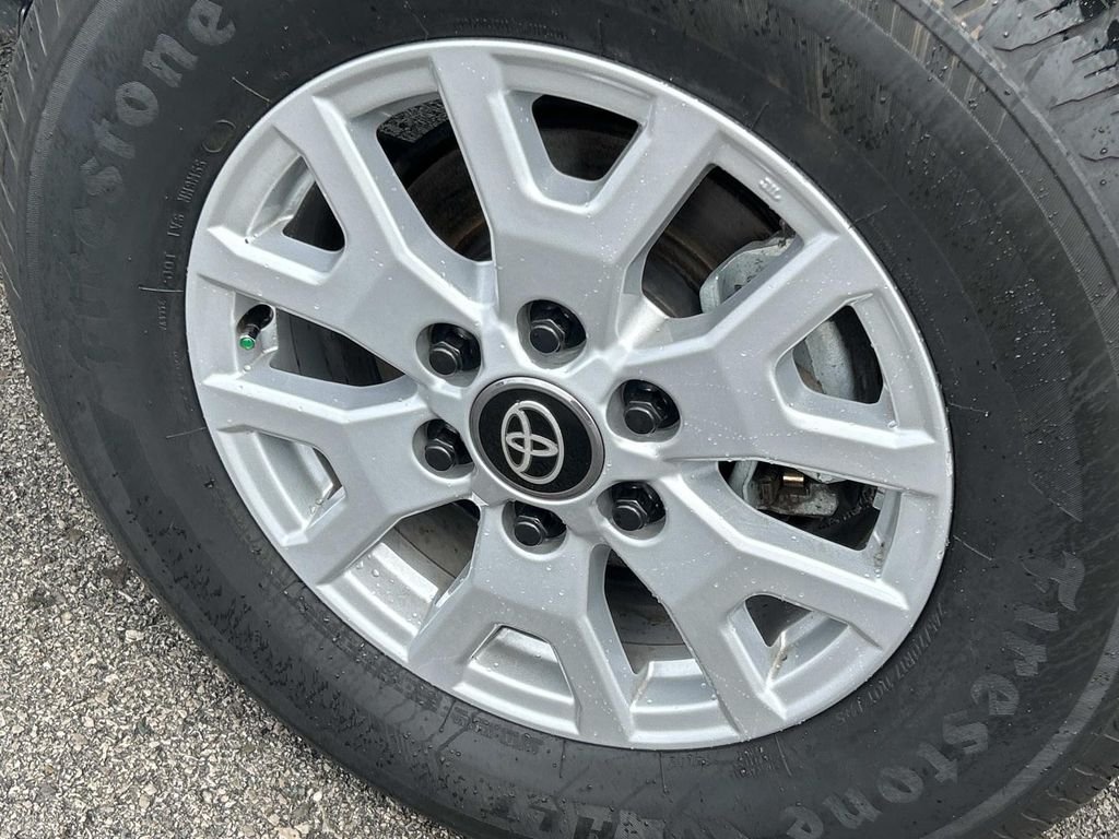 2024 Toyota Tacoma SR - Photo 13