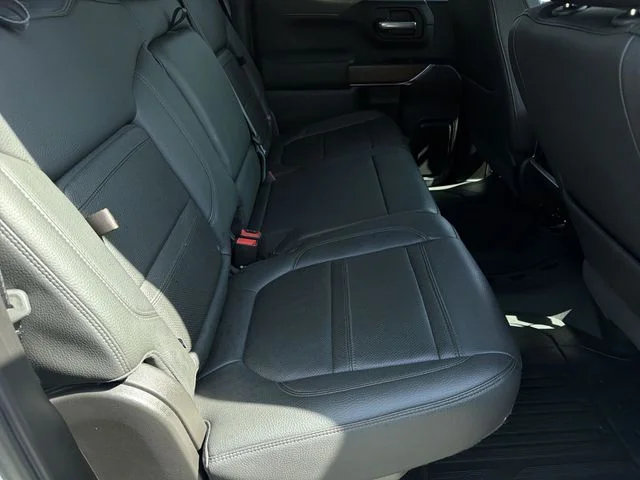 Used 2020 White GMC Denali image 34