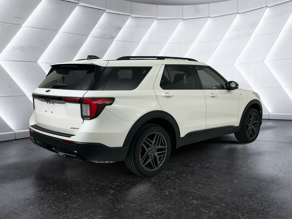 Used 2025 White Ford ST-Line image 4