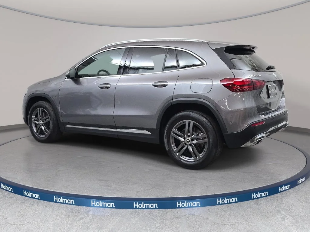 Used 2025  Mercedes-Benz GLA 250 image 8