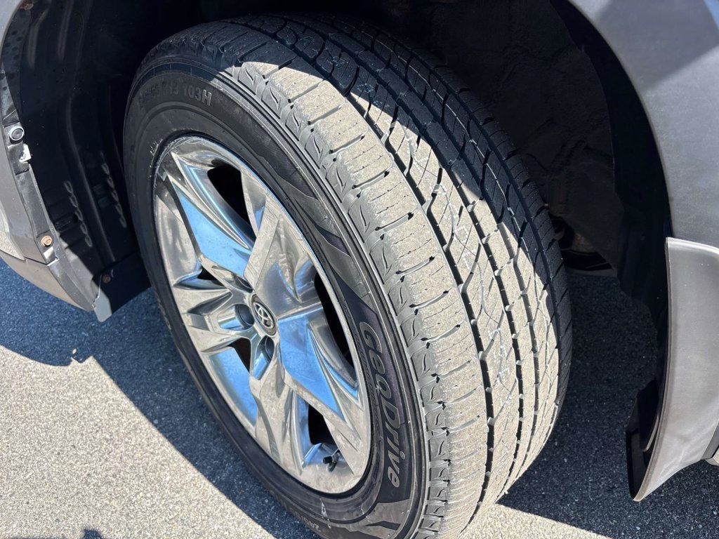 Used 2019 Silver Toyota Limited image 7