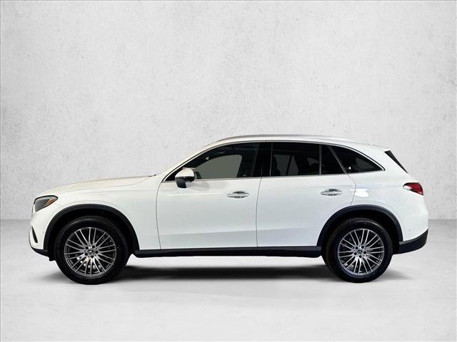 New 2026 Polar White Mercedes-Benz GLC 300 image 38
