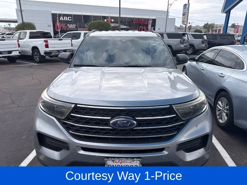 Used 2020 Silver Ford XLT image 6