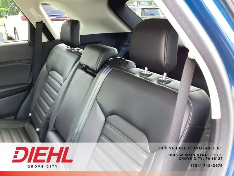 Used 2020 Green Ford SEL image 19