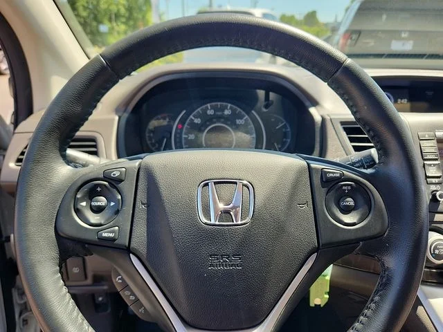 Used 2014 White Honda EX-L image 19