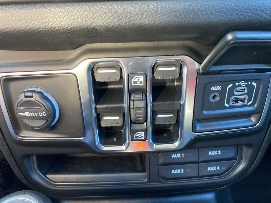 2025 Jeep Gladiator Sport S - Photo 26