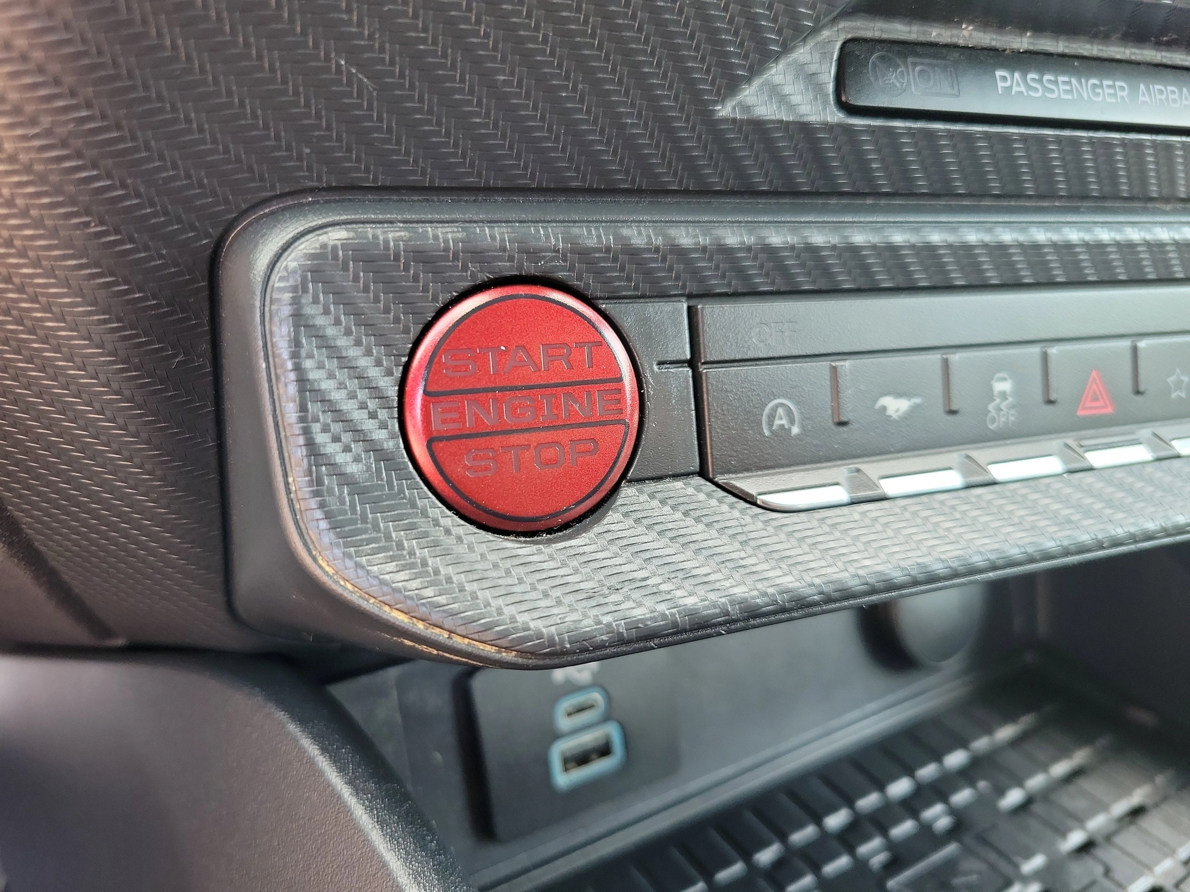 2024 Ford Mustang EcoBoost Premium - Photo 11