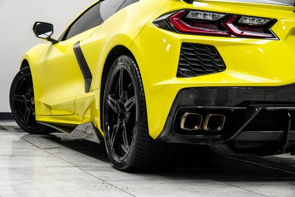 Used 2020 Yellow Chevrolet Stingray image 17
