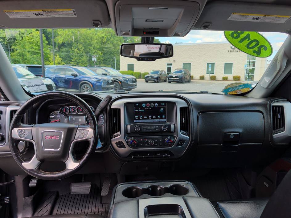 Used 2018 Dark Slate Metallic GMC SLT image 11