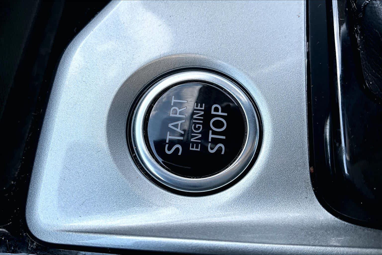 Used 2024 Super Black Nissan 2.5 SV image 31