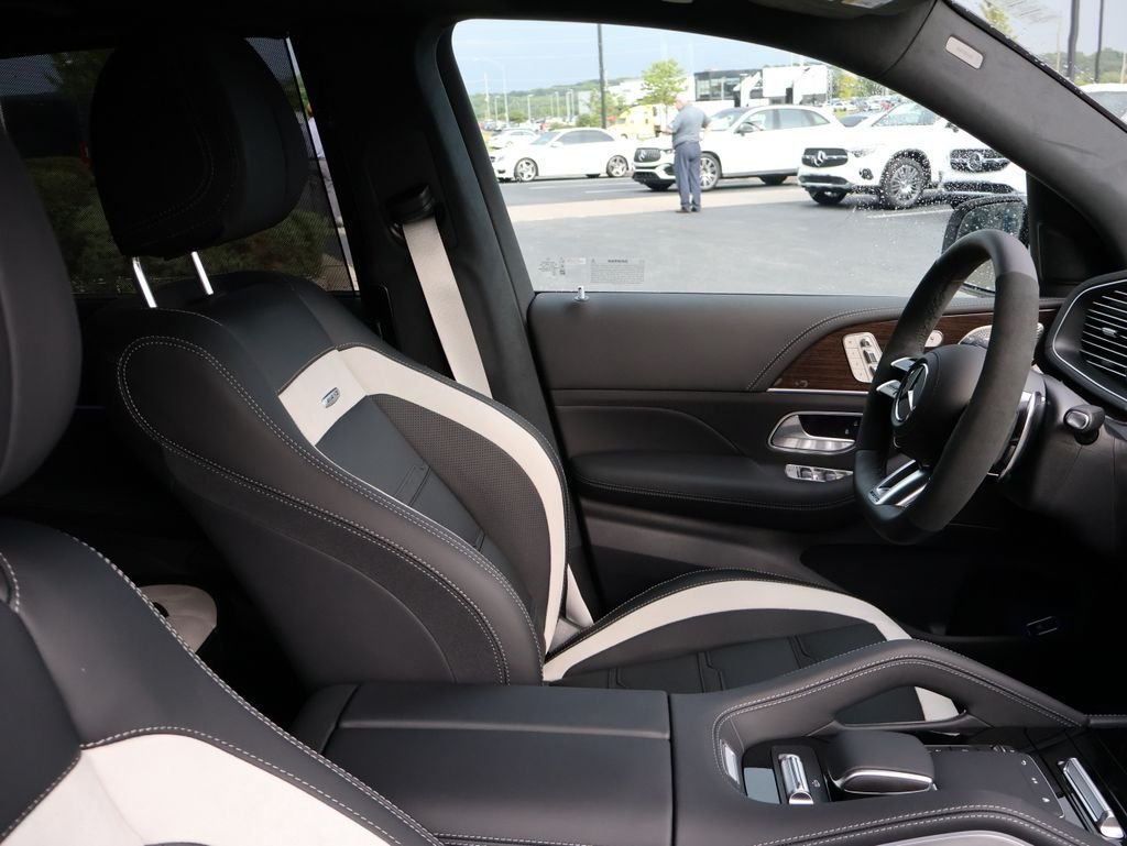 New 2026 MANUFAKTUR Moonlight White Metallic Mercedes-Benz GLE 63 S AMG® image 11