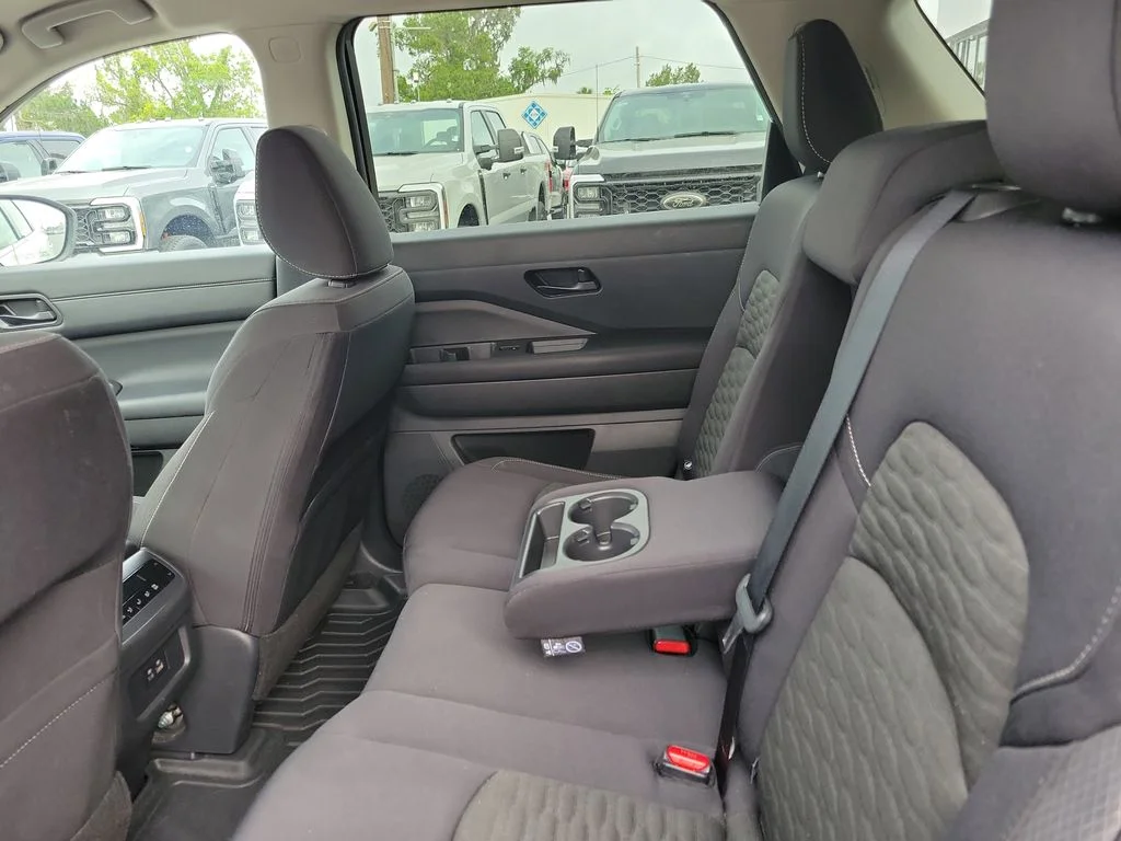 Used 2024 Pearl White Tri-Coat Nissan SV image 31