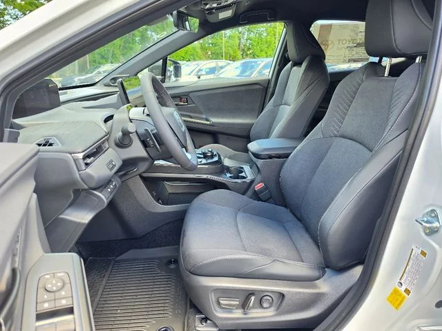 2026 Toyota C-HR XSE - Photo 14