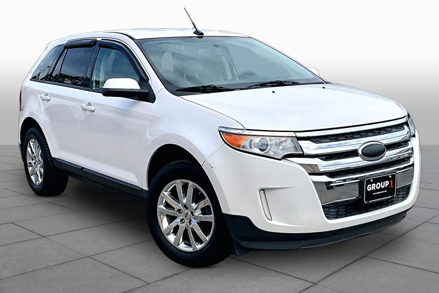 Used 2013 White Platinum Metallic Tri-Coat Ford SEL image 4