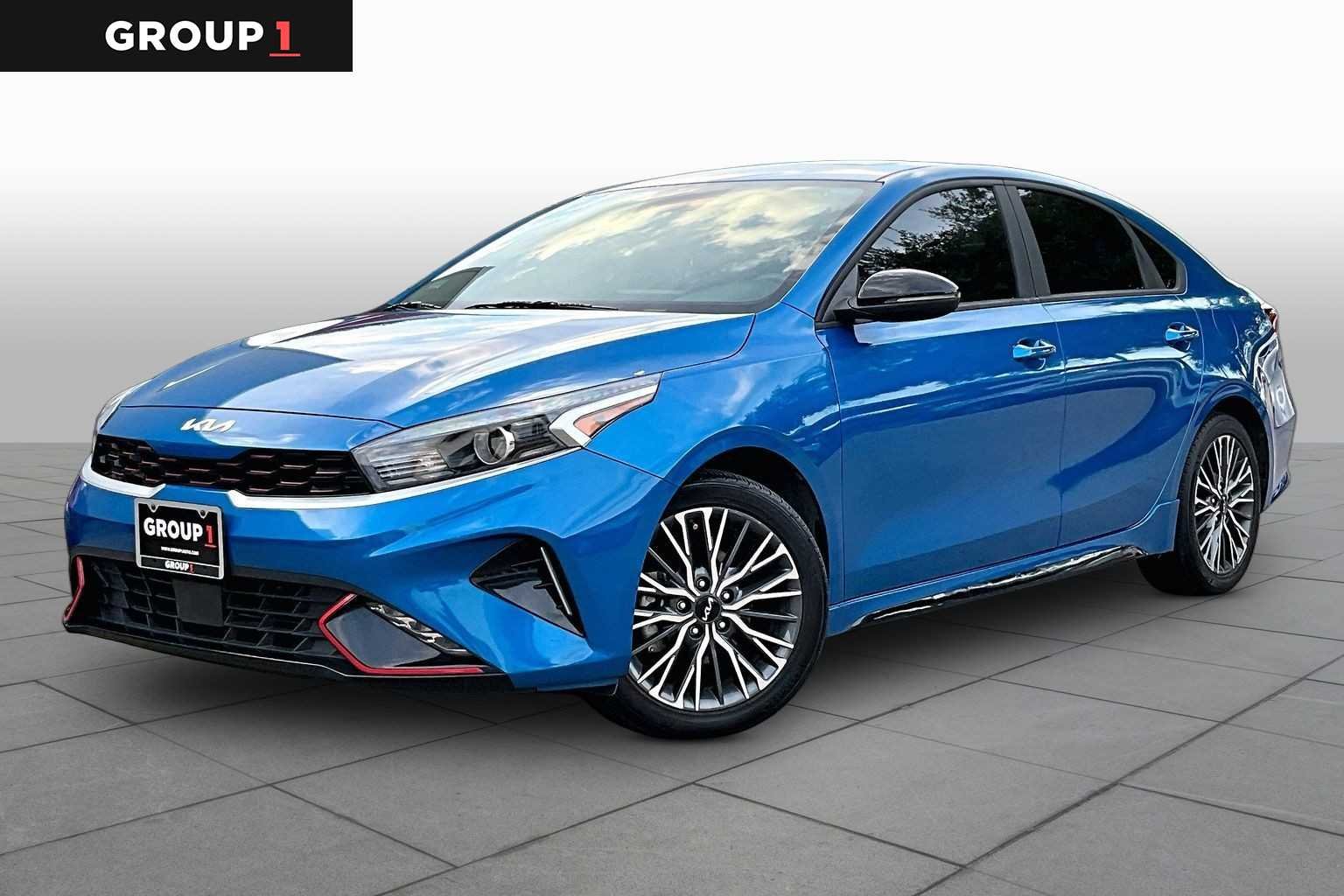 2023 Kia Forte GT-Line AT's photo