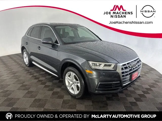 2018 Audi Q5 2.0T quattro S tronic Premium Plus's photo