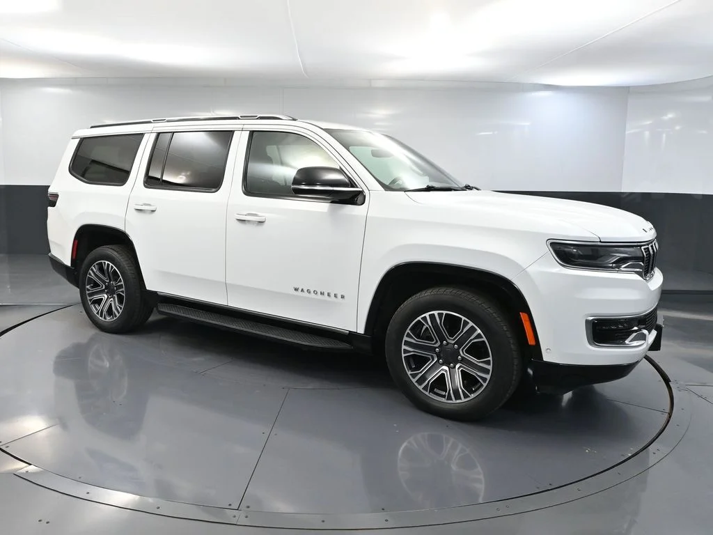 2023 Jeep Wagoneer