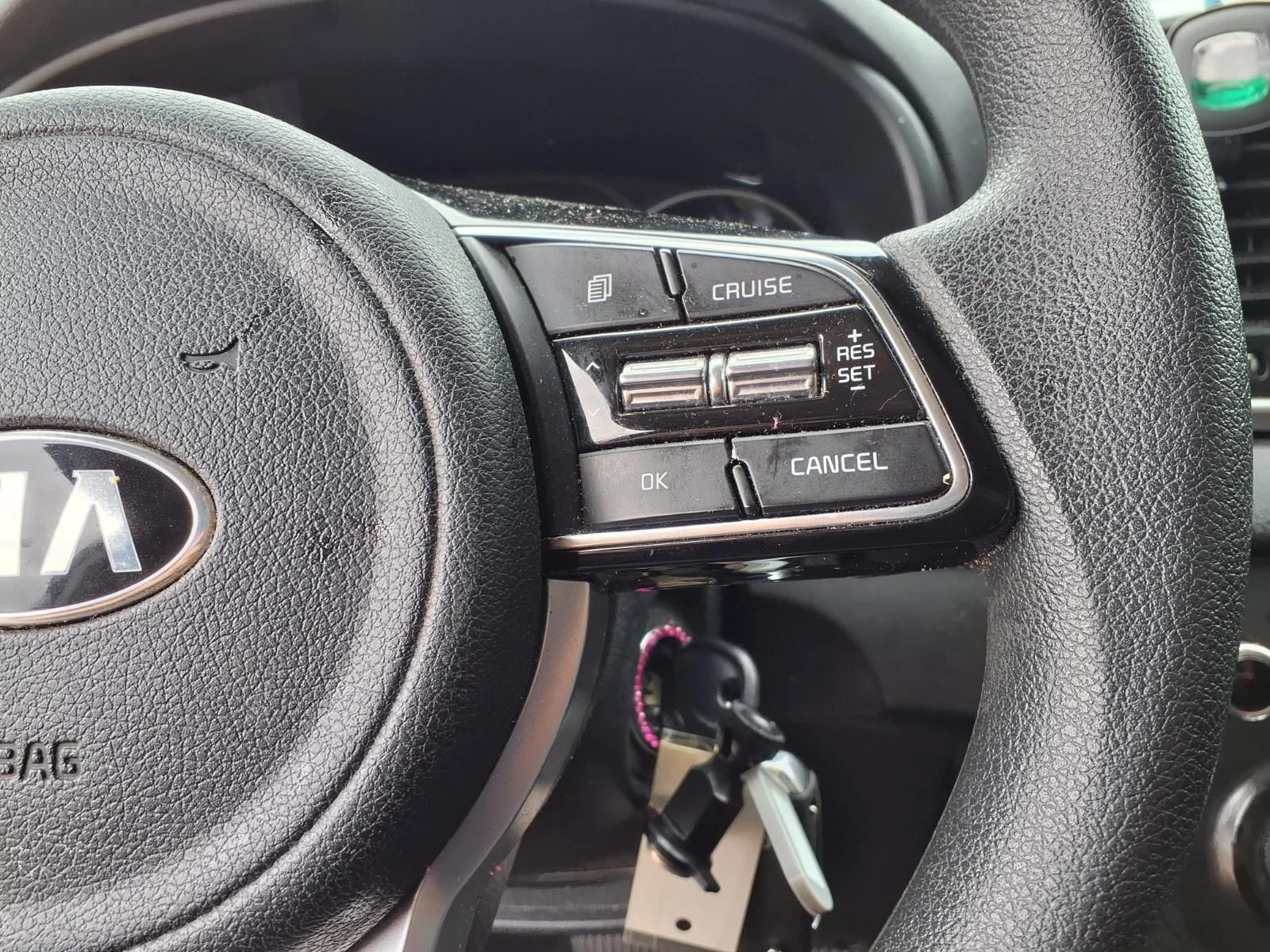 Used 2021 White Kia LX image 17