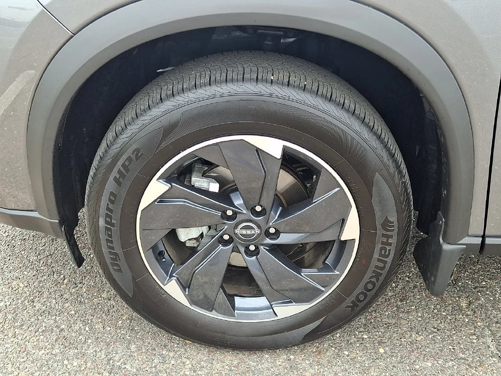 Used 2026 Gray Nissan SV image 29