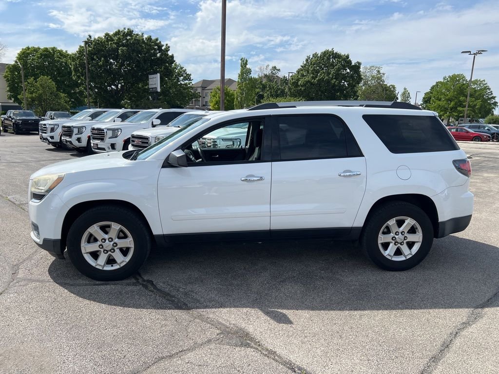 Used 2016 GMC Acadia SLE-2 with VIN 1GKKRPKD0GJ117318 for sale in Champaign, IL