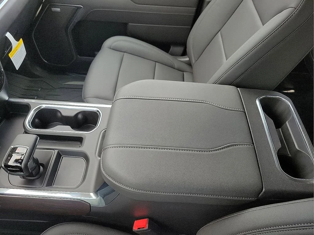 2026 GMC Sierra 1500 SLT - Photo 20