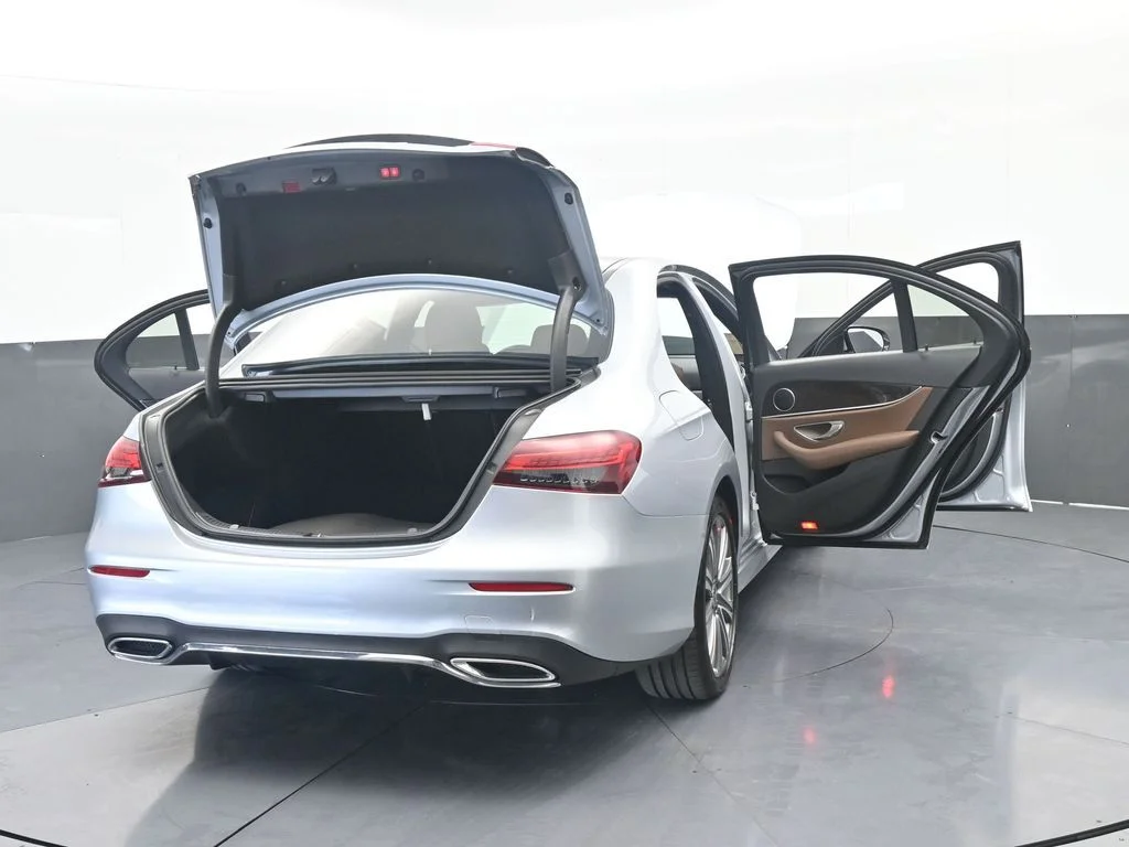 Used 2021 Gray Metallic Mercedes-Benz E 450 image 76