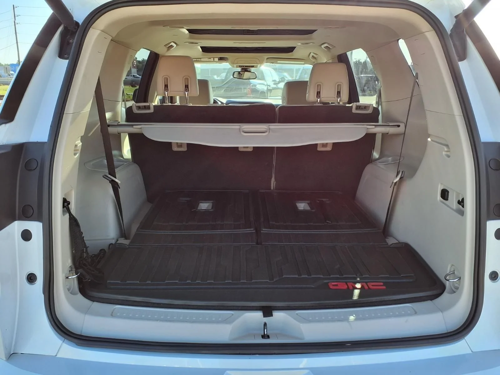 Used 2017 White GMC Denali image 8