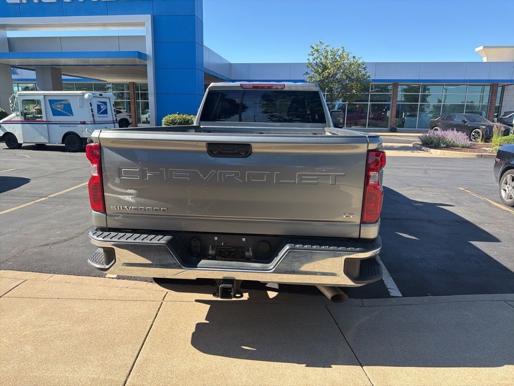 Used 2025 Gray Chevrolet LT image 6