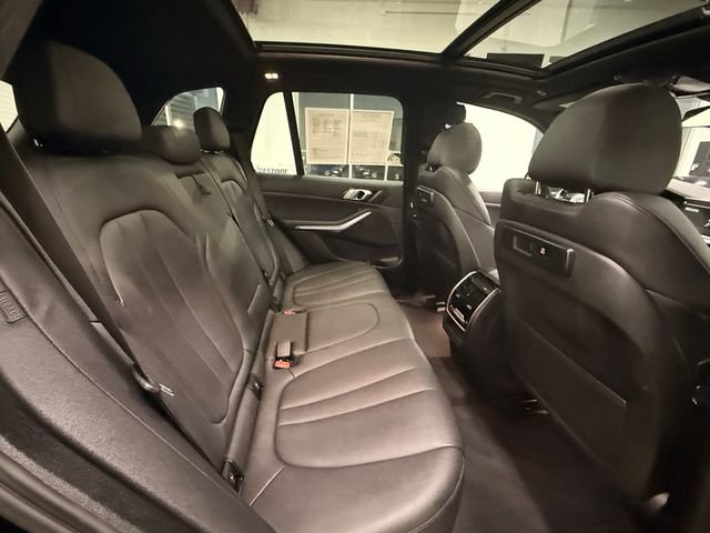 2022 BMW X5 40i - Photo 17