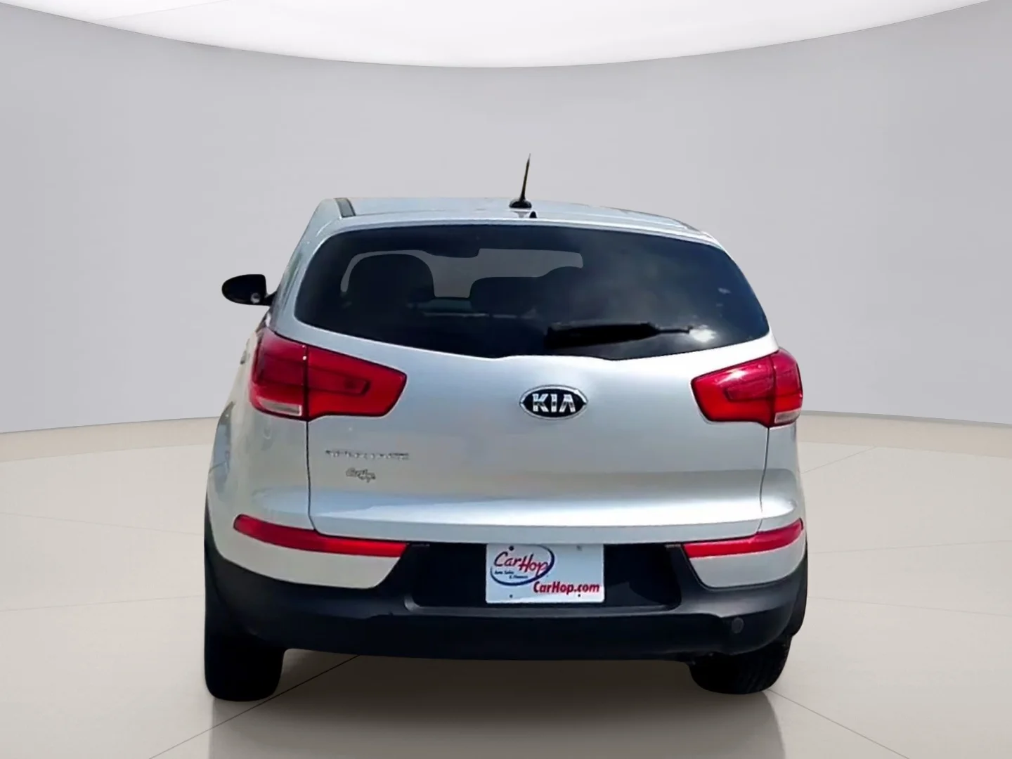 Used 2016 Silver Kia LX FWD image 4