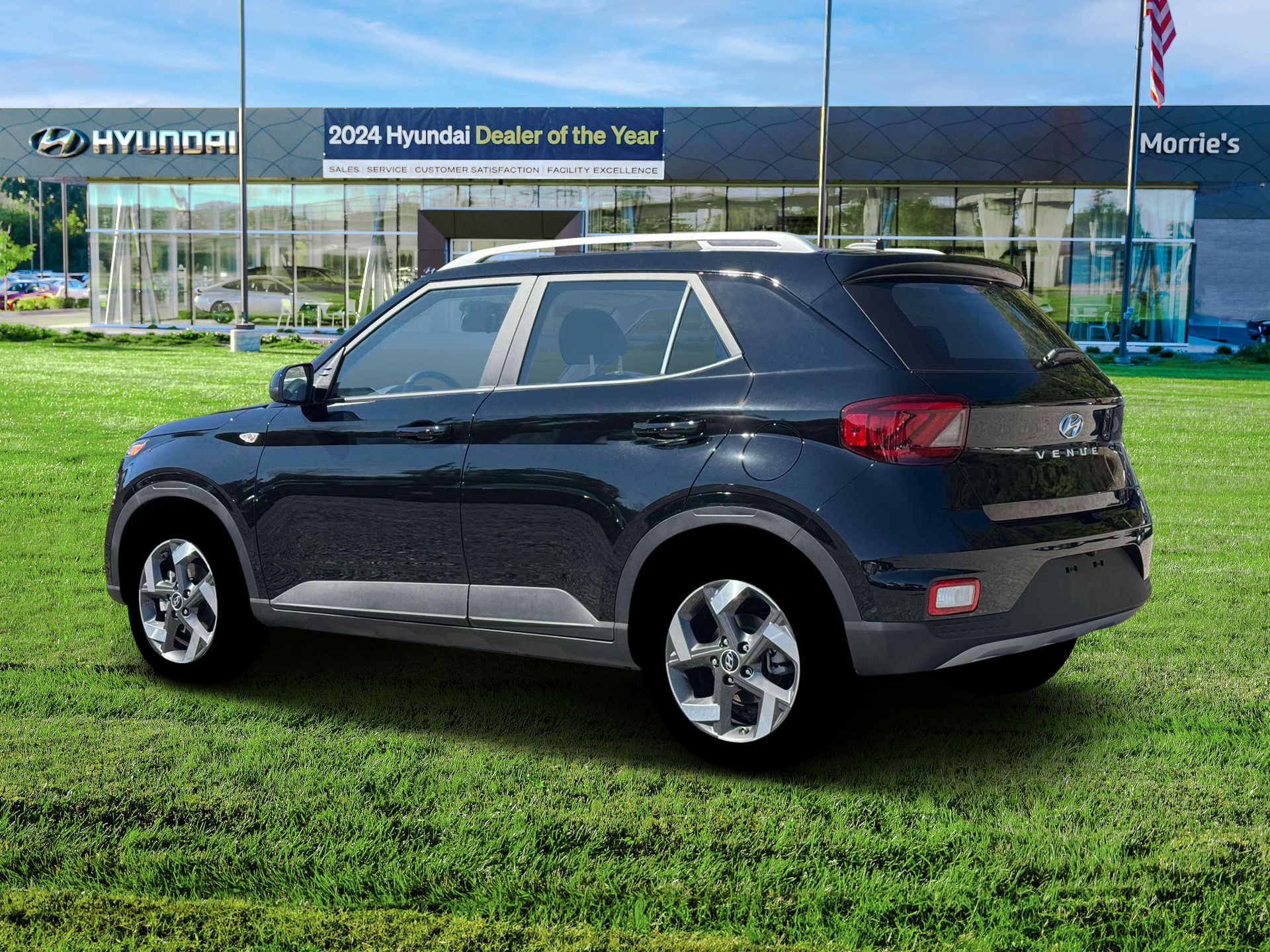 New 2026 Onyx Black Hyundai SEL image 4