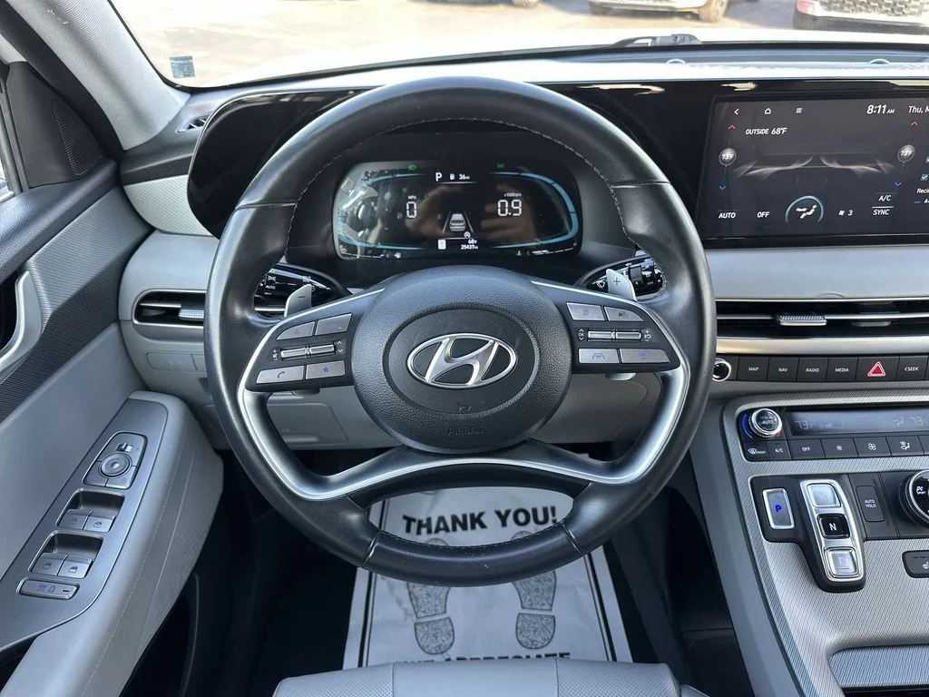Used 2023 White Hyundai SEL image 14