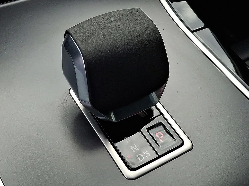 Certified Used 2026  Land Rover S image 20