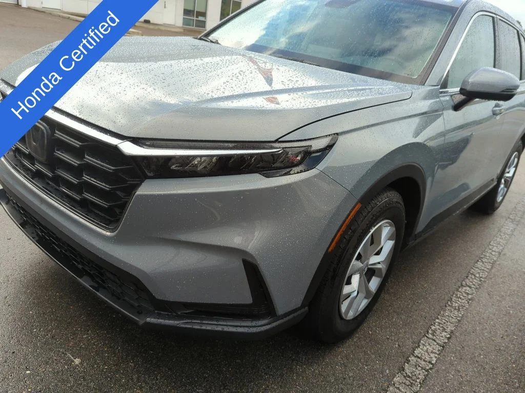 2025 Honda CR-V LX 2WD's photo