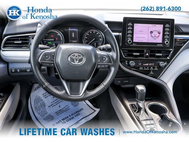 Used 2024 Ice Toyota SE image 13