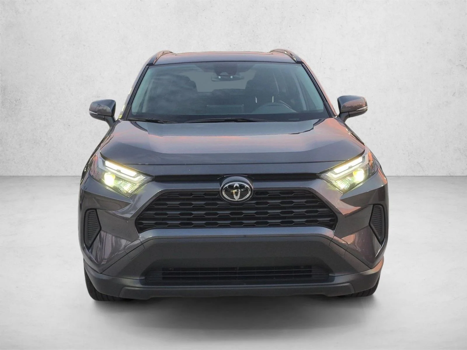 Used 2025 Gray Toyota Hybrid XLE image 2