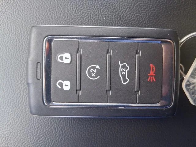 Used 2025 Gray Jeep Altitude X image 14