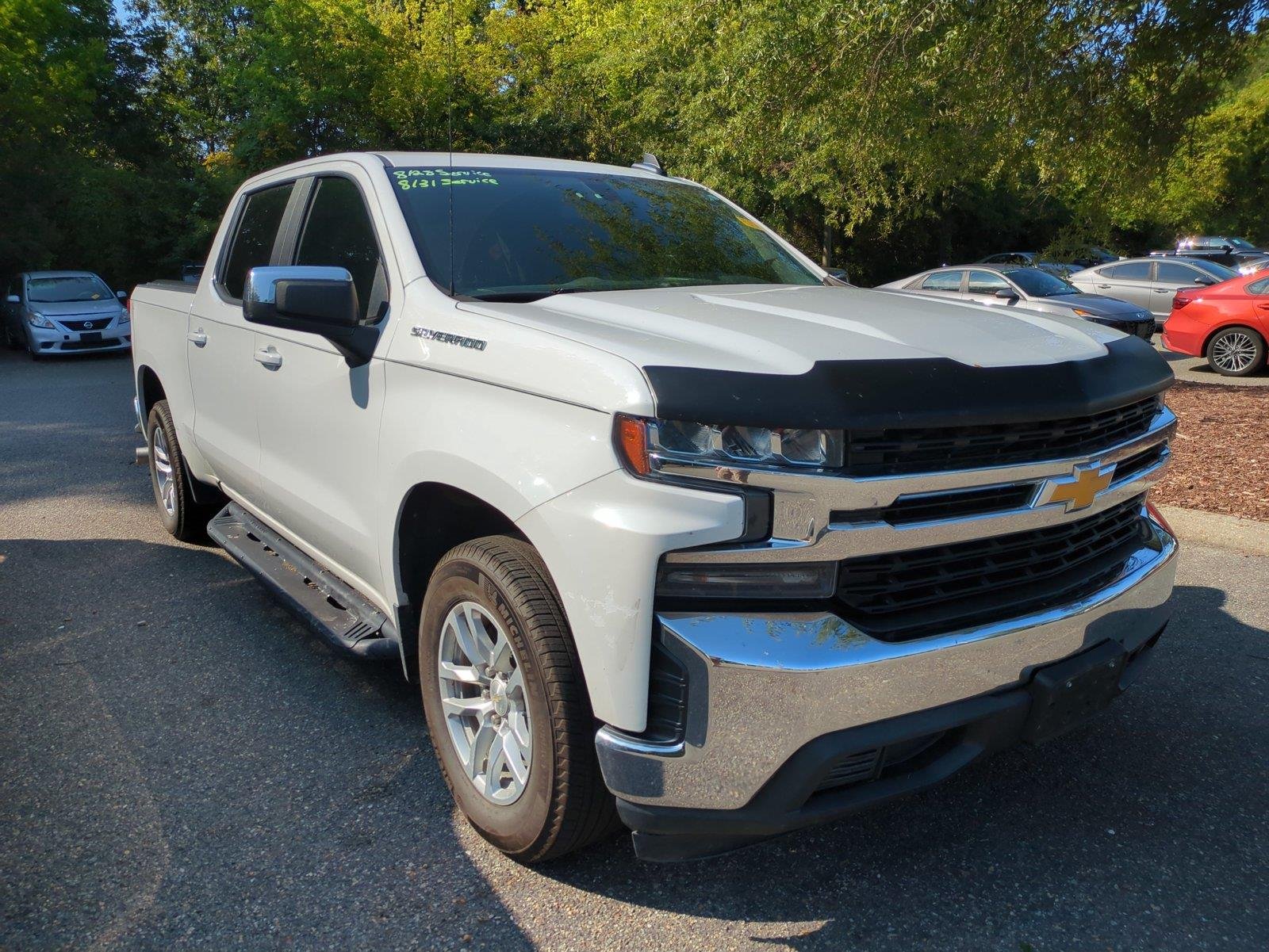 Used 2019 Summit White Chevrolet LT image 2