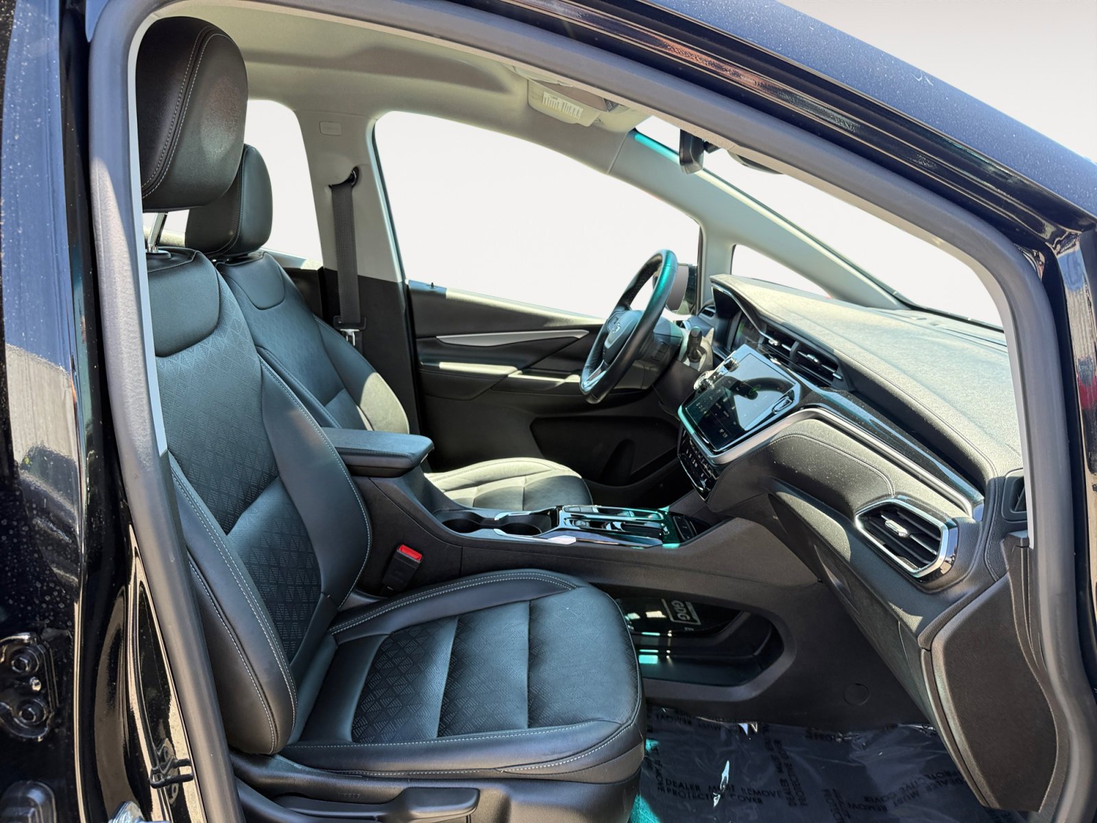 Used 2023 Mosaic Black Metallic Chevrolet 2LT image 19