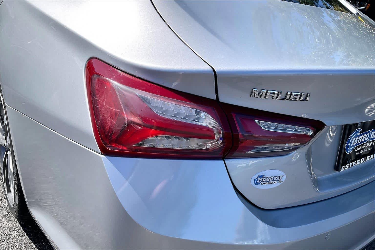 Used 2021 Silver Ice Metallic Chevrolet LT image 28