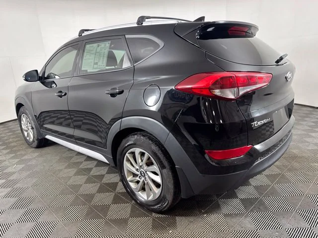 Used 2018 Black Noir Pearl Hyundai SEL Plus image 6