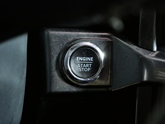 Certified Used 2023 Gray Ford XLT image 26