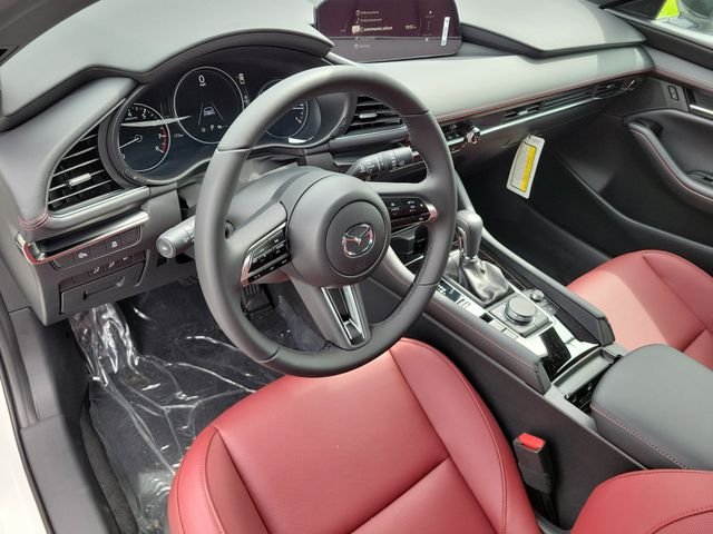 New 2026 Snowflake White Pearl Mazda 2.5 S Carbon Edition AWD image 15